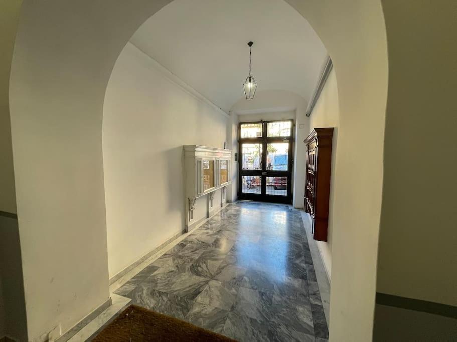 Cozy Apartment In Trastevere Rome Exterior photo