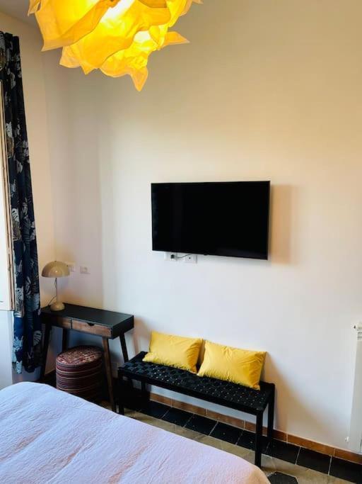 Cozy Apartment In Trastevere Rome Exterior photo